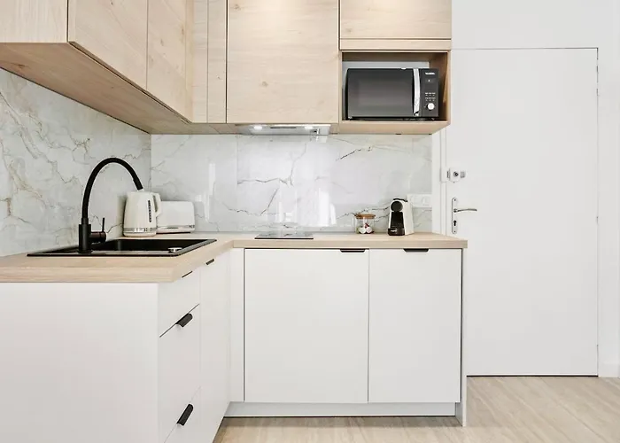 La Regina - Downtown, Terrace, Parking Σαιντ-Μαξίμ